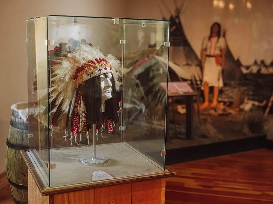 Native Artifact Displays