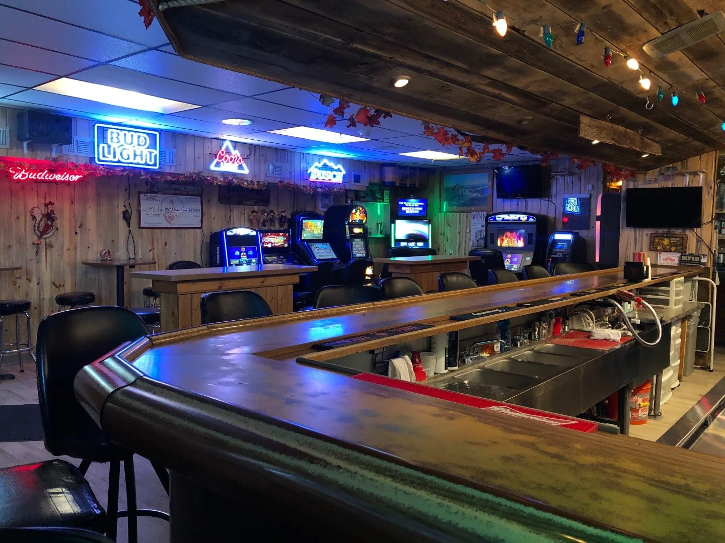 Pour House Saloon