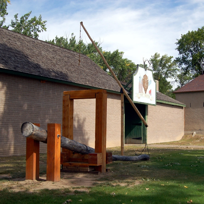 fort front (1)